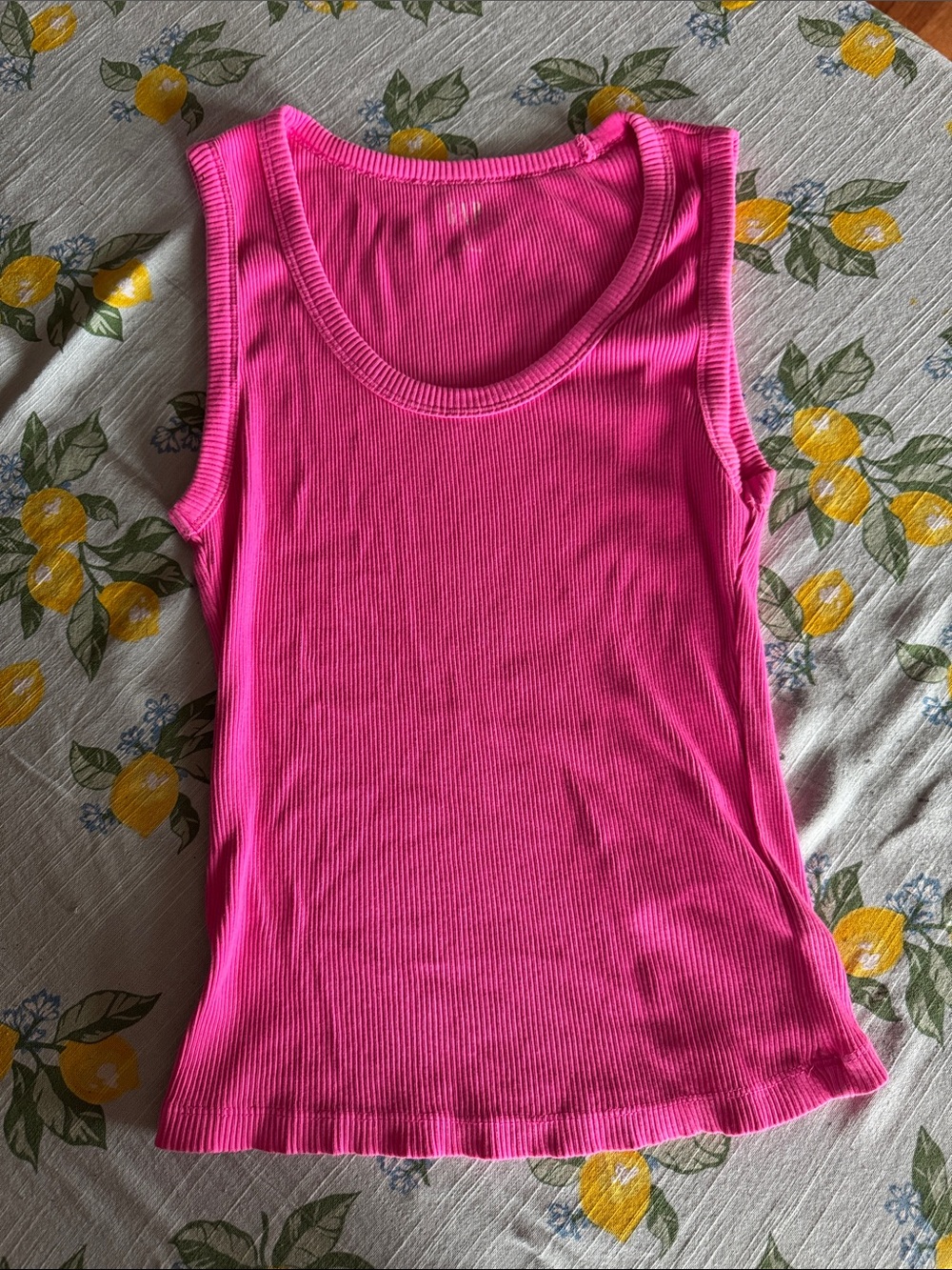 GAP Ribbed Tank Top in Bright Pink